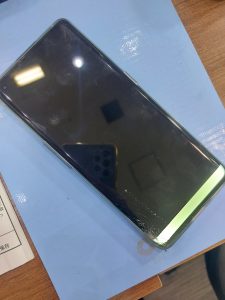 か*ち様 OPPO Find X2 Pro 12GB/512GB 修理できる方向 西京区五稜北山町 より「OPPOFind X2Pro」のバッテリー交換のご