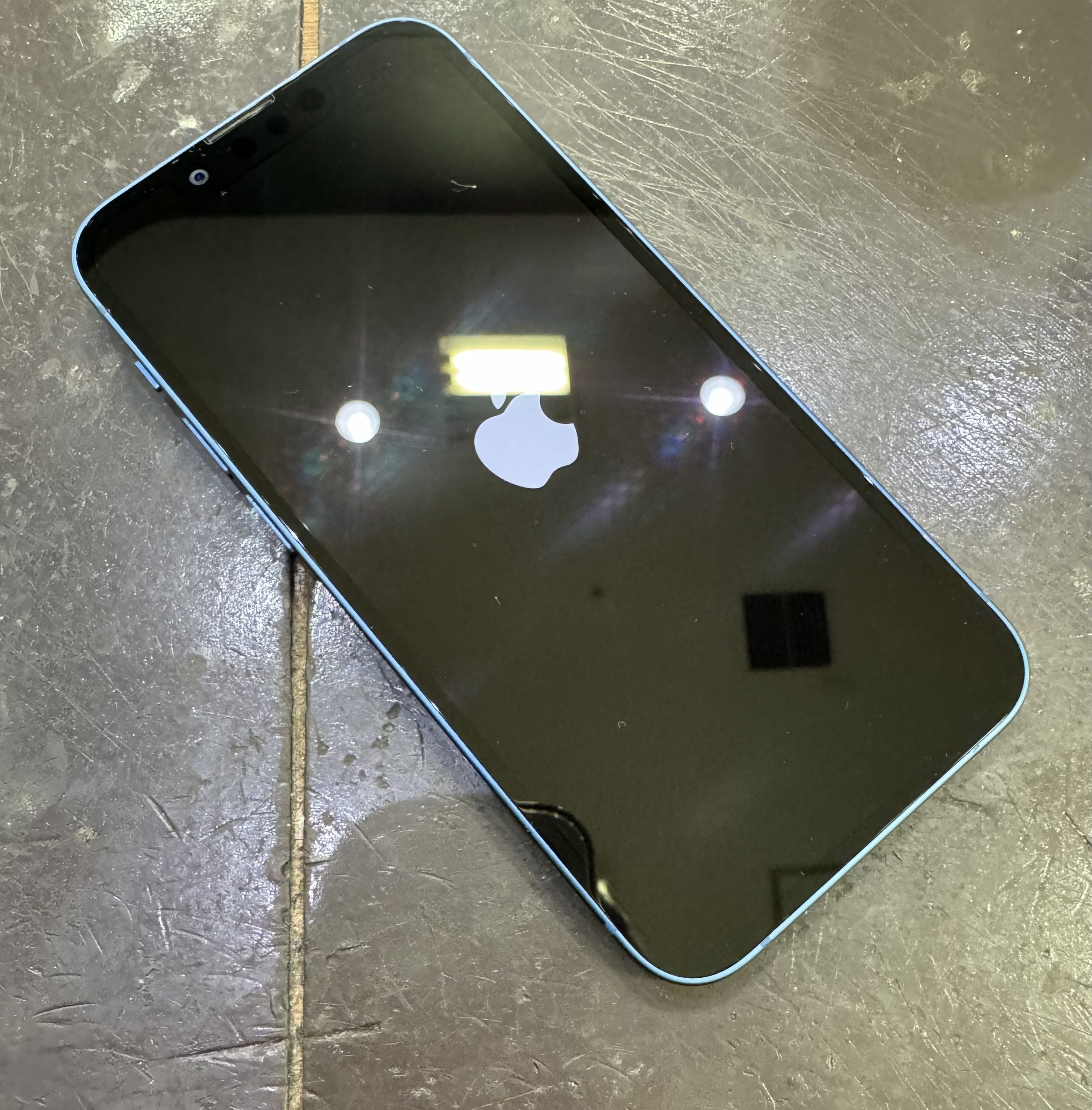 iPhone 13 mini バッテリー100% iPhone13 128GB スターライト